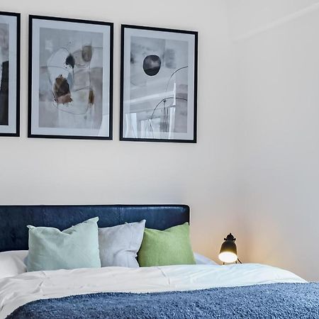 Stylish Excel 3 Bedroom Flat 伦敦 外观 照片